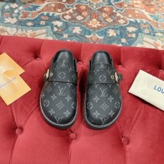 Louis Vuitton Slippers